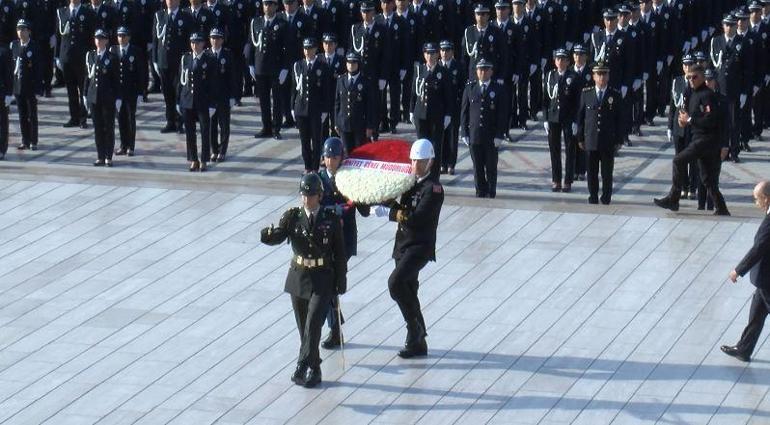 Emniyet teşkilatı, Anıtkabiri ziyaret etti