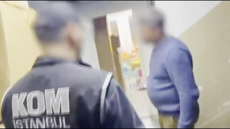 Fatih’te 2 depoya yapılan operasyonda 50 milyon lira değerinde kaçak oyuncak ele geçirildi