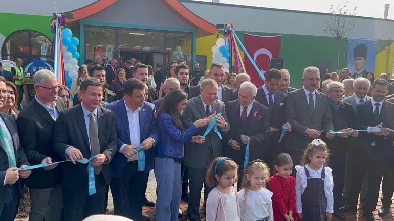 CHP’li Zeybek: Kamu eliyle yapılması gereken eğitim yatırımlarında ciddi azalma var