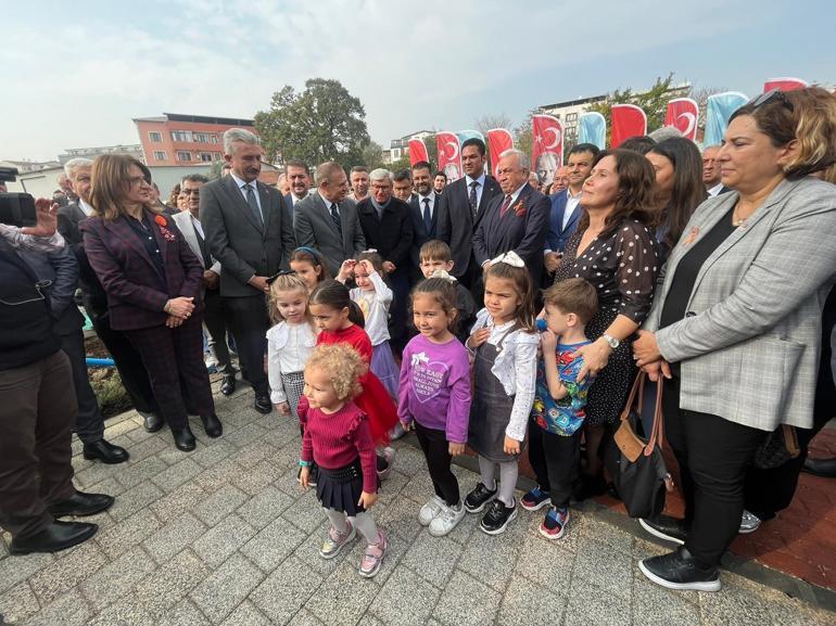 CHP’li Zeybek: Kamu eliyle yapılması gereken eğitim yatırımlarında ciddi azalma var