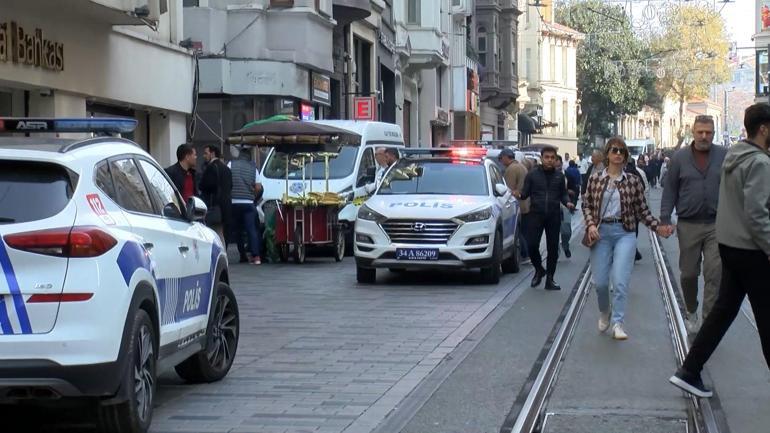 İstiklal Caddesi’nde esnaf arasında silahlı kavga kamerada: 2 yaralı