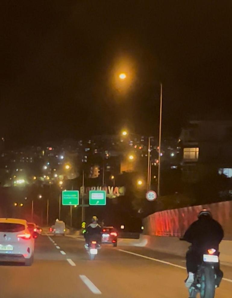 İzmir’de 2 motosikletlinin tek teker üzerinde tehlikeli yolculuğu kamerada