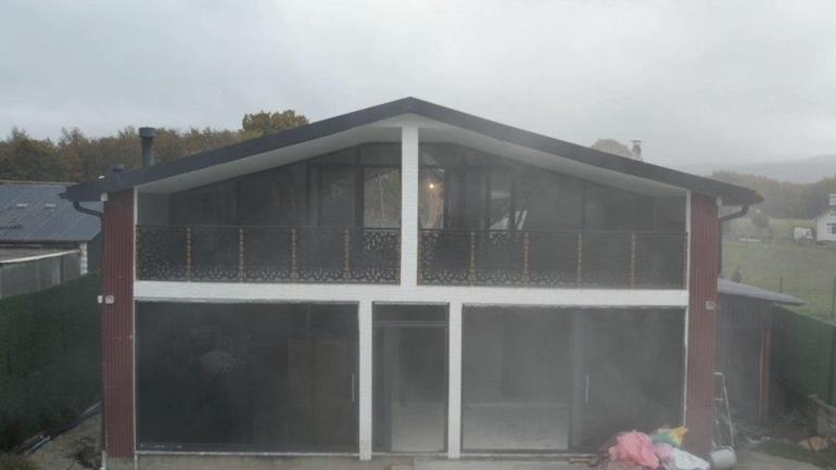 Çatalcada Sinemin bıçaklanarak öldürüldüğü villa yıkıldı