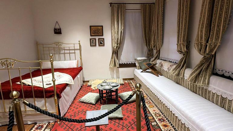 Restore edilen Atatürkün Selanikte doğduğu ev, Bakan Ersoyun katıldığı törenle açıldı