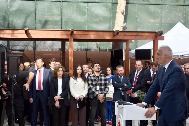 Restore edilen Atatürkün Selanikte doğduğu ev, Bakan Ersoyun katıldığı törenle açıldı