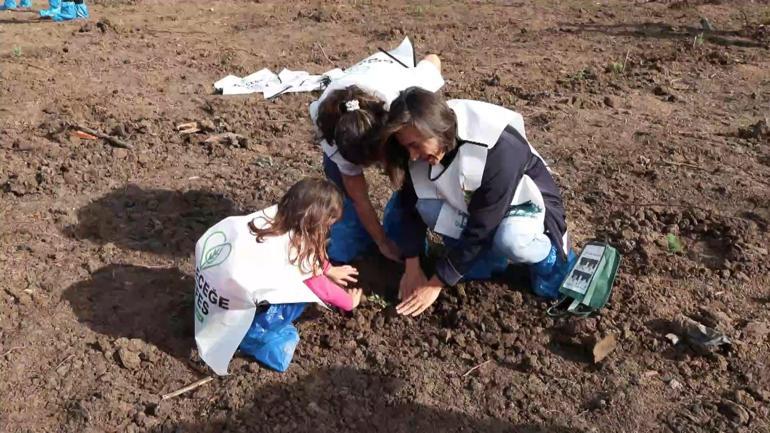 Milli Ağaçlandırma Gününde Silivride 15 bin fidan dikildi