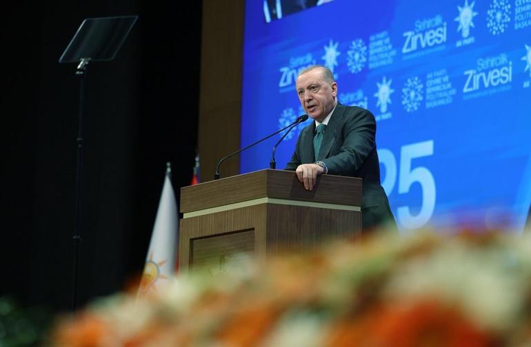 Cumhurbaşkanı Erdoğan: 30 sene önce tarihe gömdüğümüz sabıkalı belediyecilik yeniden hortladı