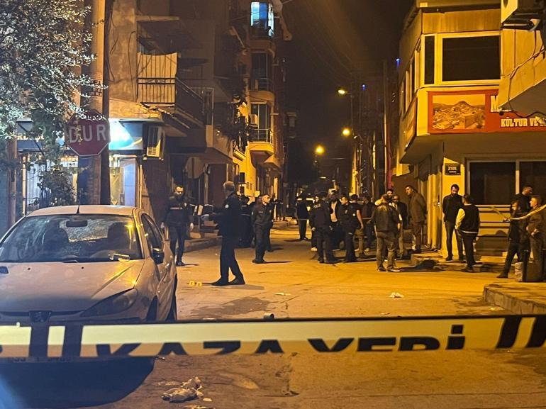 İzmir’de sokak ortasında silahlı saldırı: 1 ölü 3 yaralı