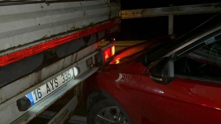 Bursada zincirleme kaza: 2si çocuk 3 yaralı