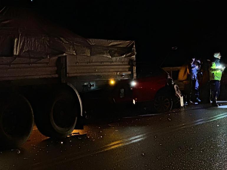 Bursada zincirleme kaza: 2si çocuk 3 yaralı