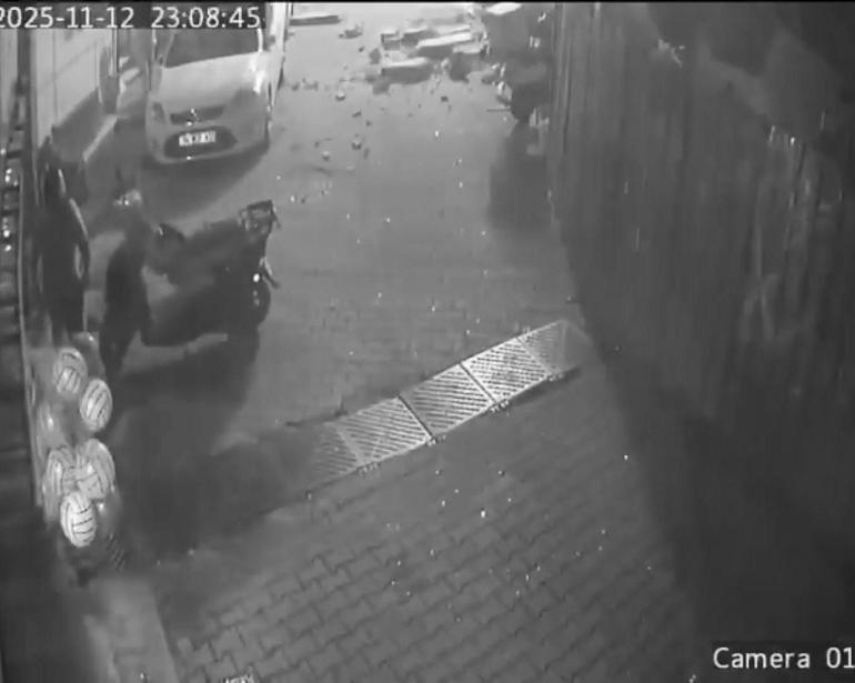 Kağıthanede 6 katlı binada patlama anına ilişkin yeni görüntüler; molozlar yola savruldu