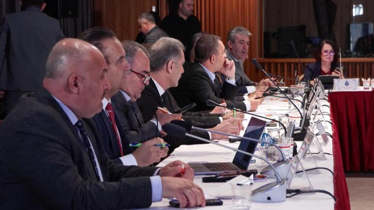 İstanbulda özel günlerde metrobüsün güzergahının değiştirilmesi kararlaştırıldı