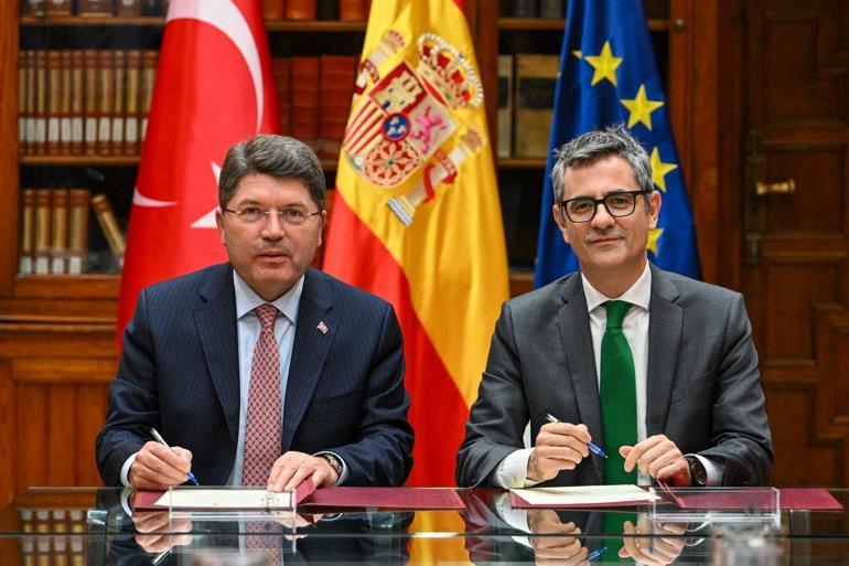 Bakan Tunç, İspanyol mevkidaşı Garcia ile görüştü