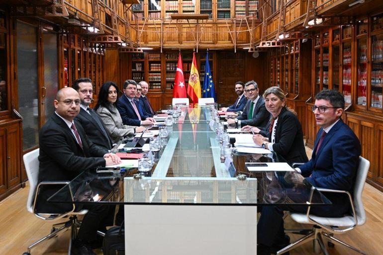 Bakan Tunç, İspanyol mevkidaşı Garcia ile görüştü