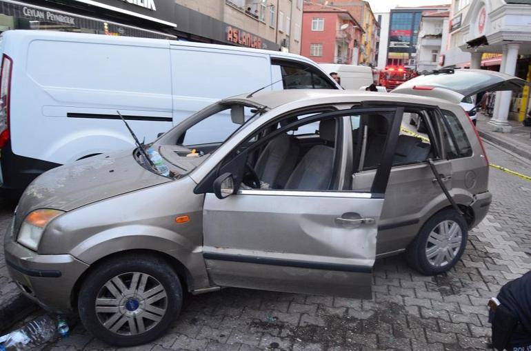 Otomobildeki piknik tüpünde gaz sıkışması: 1 yaralı