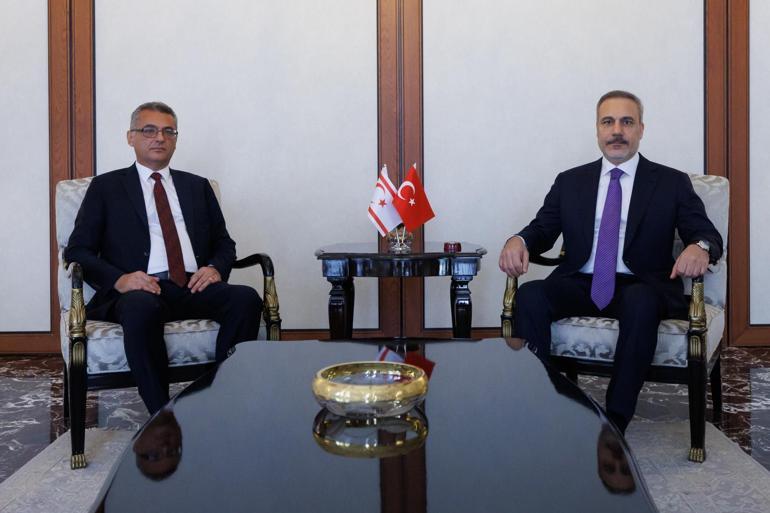 Bakan Fidan, KKTC Cumhurbaşkanı Erhürman ile bir araya geldi