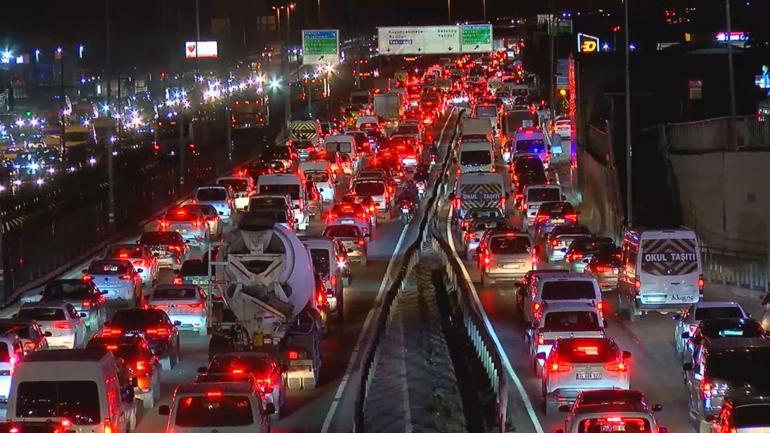İstanbulda trafik yoğunluğu yüzde 89a ulaştı
