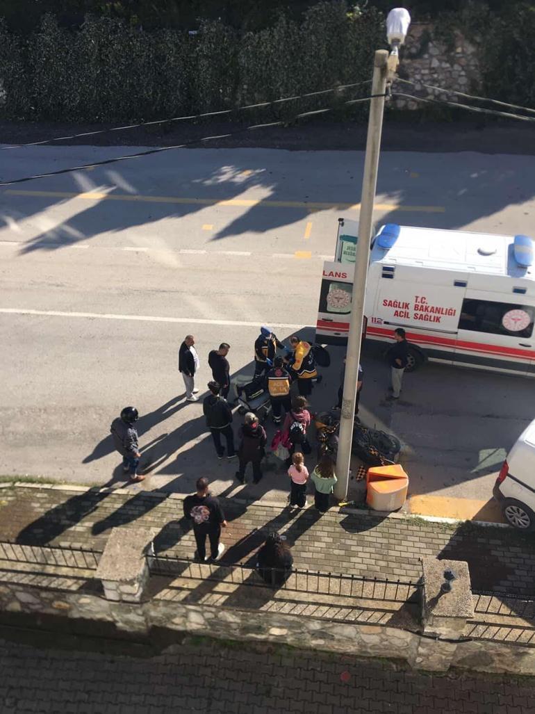 Ehliyetsiz sürücünün çarptığı motosikletteki kurye yaralandı; kaza kamerada