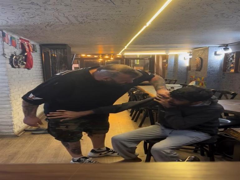 Beyoğlu’nda oyuncu Bahadır Ünlü hırsızlık yaptığı iddiasıyla çalışanını beyzbol sopasıyla darbetti