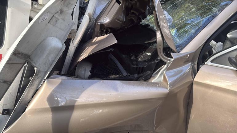 Sarıyer’de ciple beton dökme kamyonu kafa kafaya çarpıştı: 3 yaralı