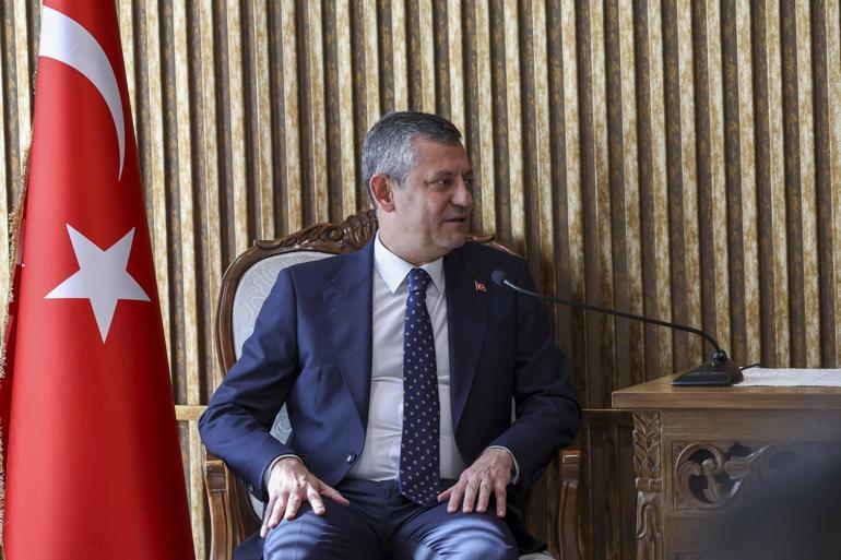 CHP Genel Başkanı Özel, KKTC’de