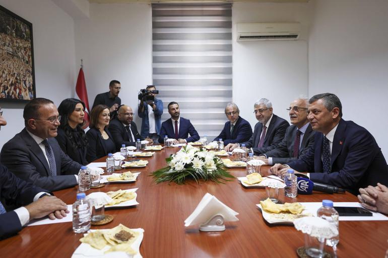 CHP Genel Başkanı Özel, KKTC’de