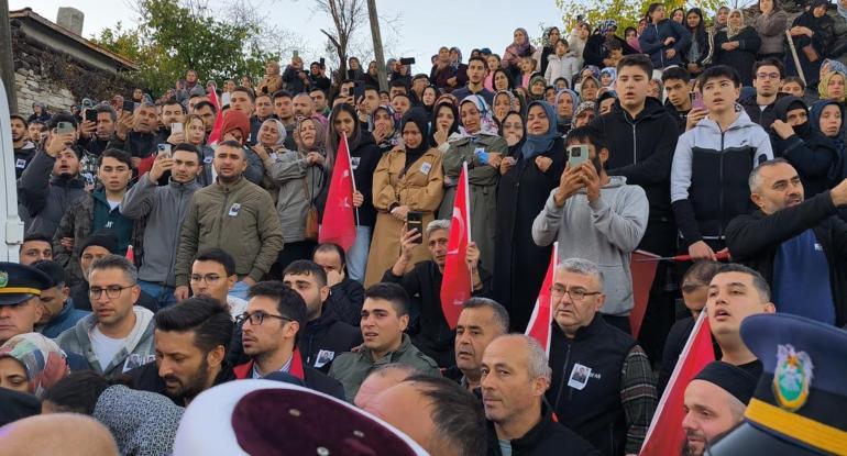 Şehitler memleketlerinde son yolculuğuna uğurlandı