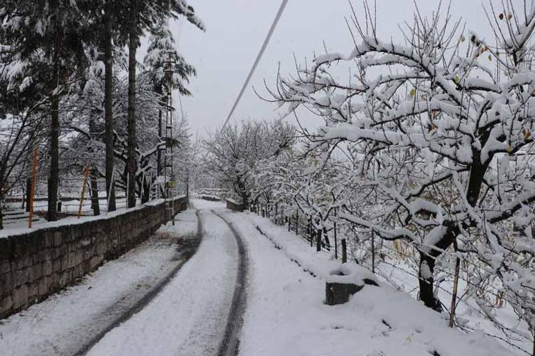 Kayseride kar yağışı