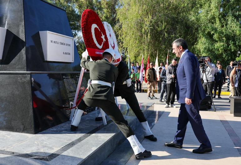 Cumhurbaşkanı Yardımcısı Yılmaz, KKTCnin 42’nci yıl dönümü dolayısıyla düzenlenen törenlere katıldı