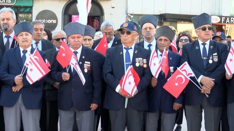 KKTC’nin kuruluşunun 42nci yılında Taksimde tören düzenlendi