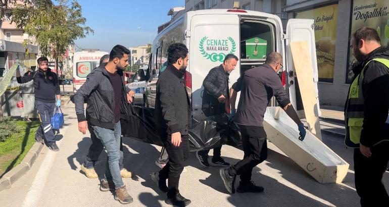 Börek almaya gittiği işletmede eski erkek arkadaşı tarafından öldürüldü