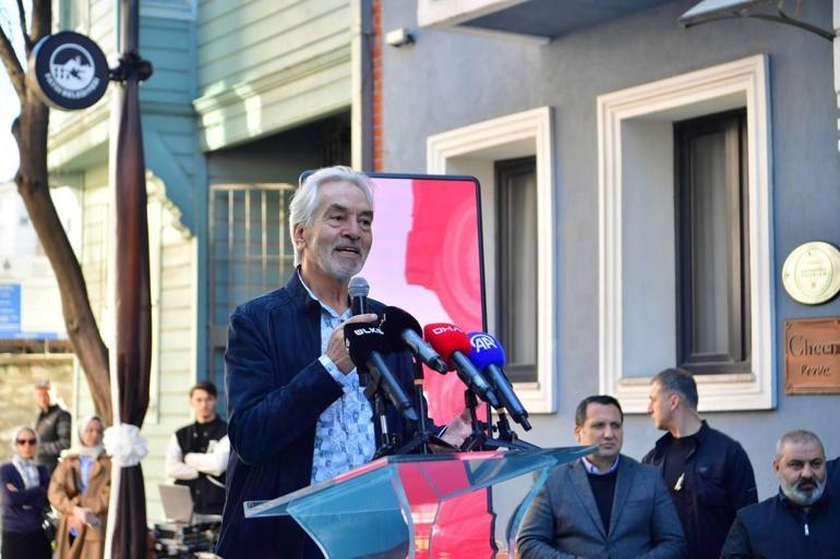 Cağaloğlu Kitapçılar Sokağı yenilenen yüzüyle açıldı