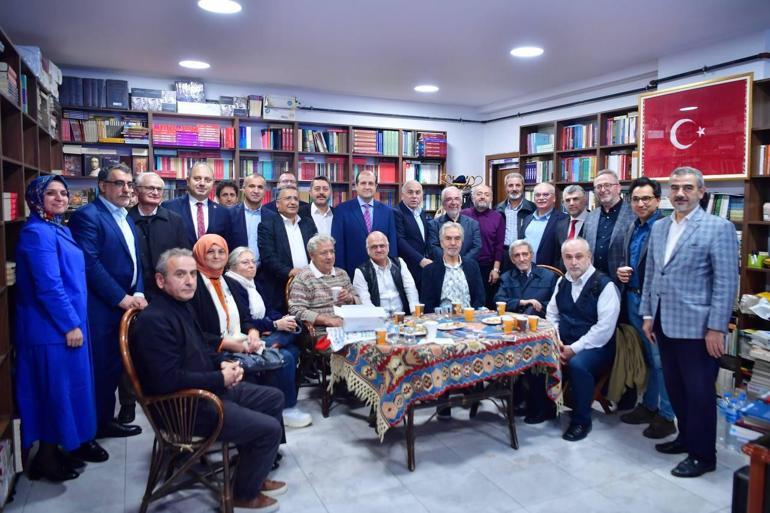 Cağaloğlu Kitapçılar Sokağı yenilenen yüzüyle açıldı