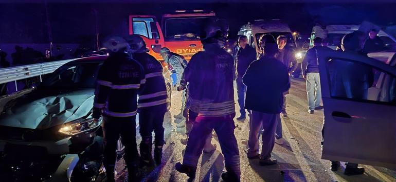 Hatayda iki otomobil çarpıştı: 4 yaralı