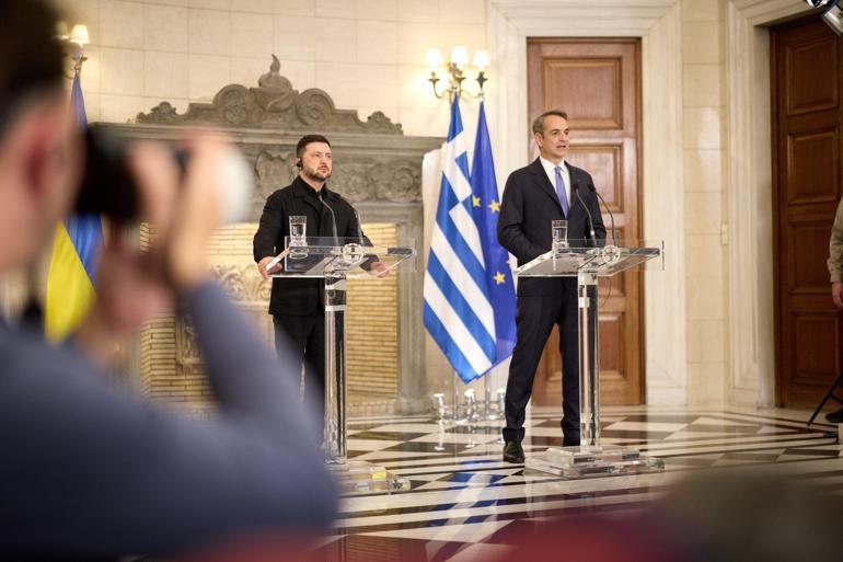 Zelenskiy, Yunanistan Başbakanı Miçotakis ile görüştü