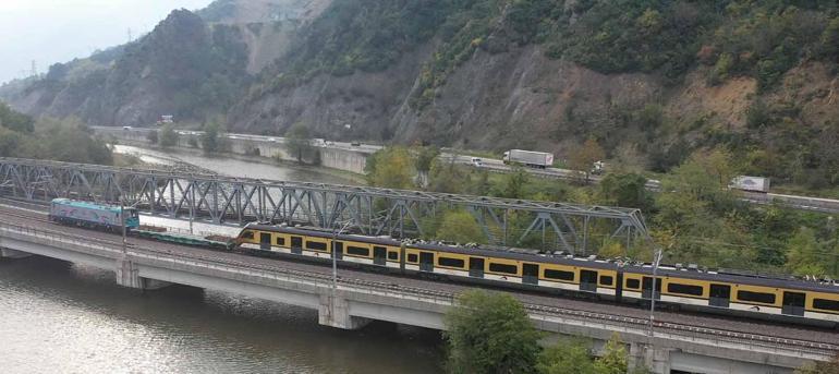 Milli banliyö treninin 4üncü seti raylara indi