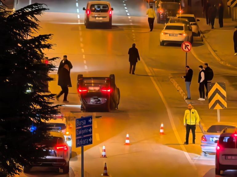 İki otomobilin çarpıştığı kaza kamerada: 2 yaralı