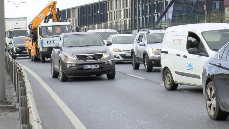 Küçükçekmecede motosiklet kazası: 1 ölü 1 ağır yaralı
