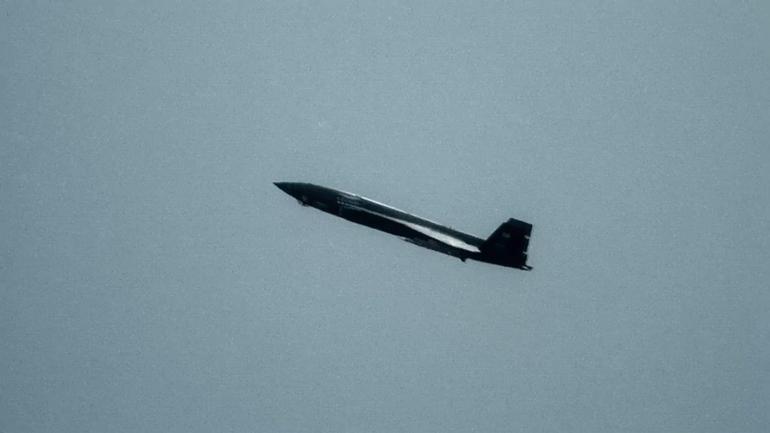 Bayraktar Kızılelma simüle atışta tam isabet sağladı