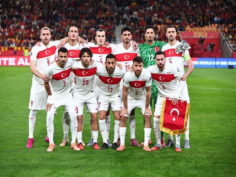 Trabzonsporlu futbolcular milli maçlarda göz doldurdu