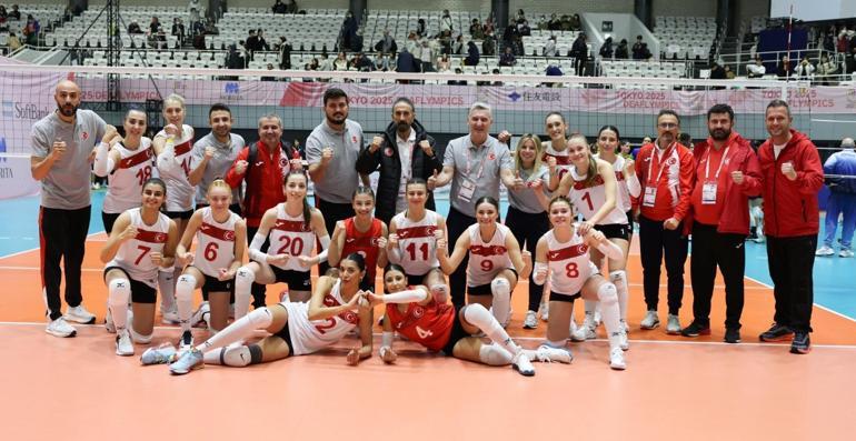 Deaflympics’te futbol, hentbol ve voleybol milli takımları madalya avında