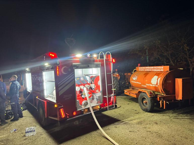 Balıkesir’de tavuk çiftliğinde çıkan yangında 5 bin civciv öldü