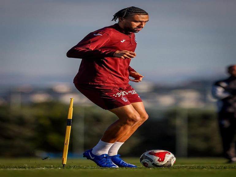 Bordo-mavililer taktik çalıştı