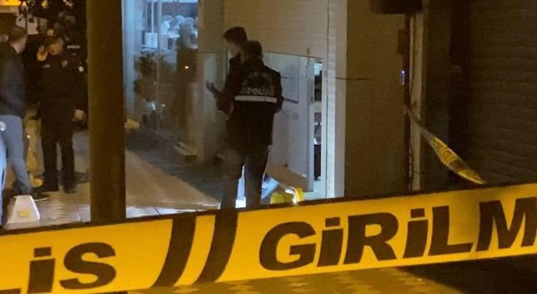 Zeytinburnu’nda iş yerindeki tartışma silahlı çatışmaya dönüştü: 2 ölü, 1 yaralı