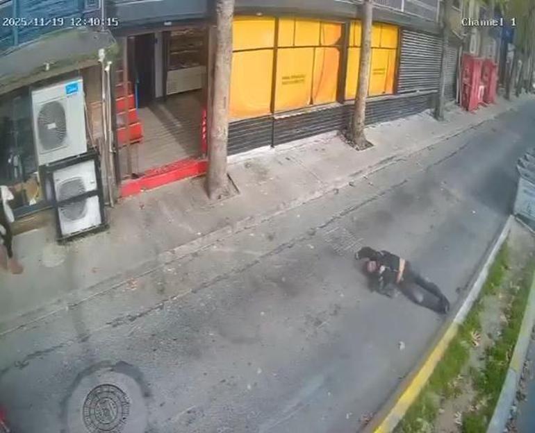 Avcılar’da motosiklet kazası kamerada