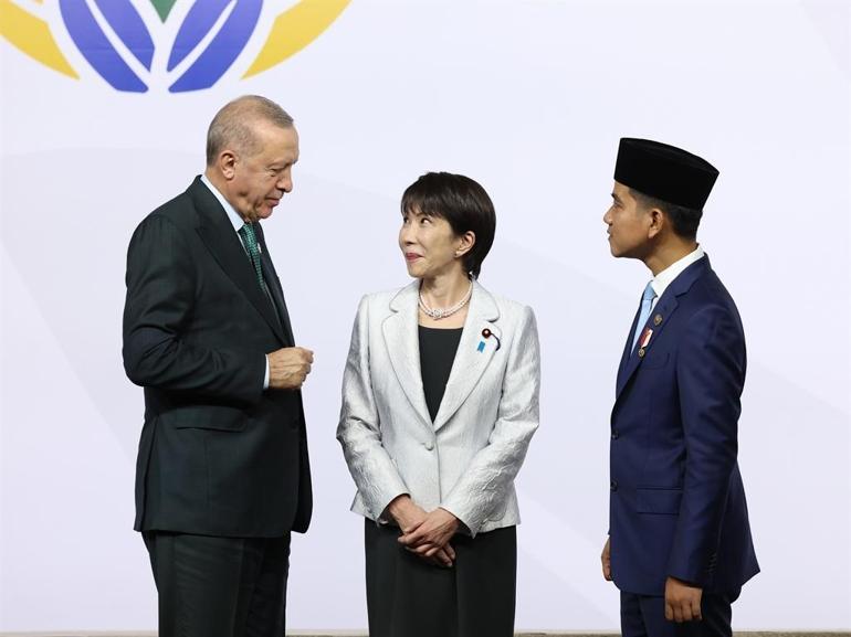 Cumhurbaşkanı Erdoğan, G20 Liderler Zirvesinde aile fotoğrafı çekimine katıldı