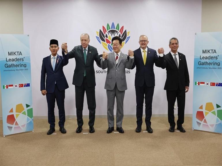 Cumhurbaşkanı Erdoğan, MIKTA üyesi ülkelerin liderleriyle bir araya geldi