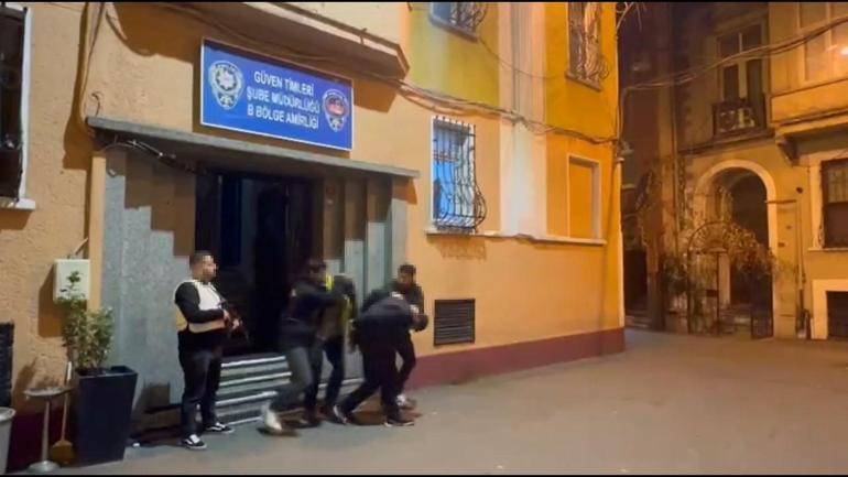 Beyoğlunda skuter hırsızlığı kamerada