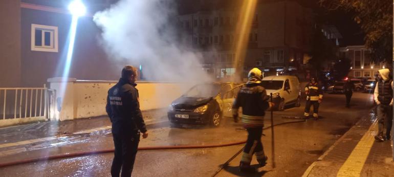 Samsun’da park halindeki otomobilde çıkan yangın korkuttu; o anlar kamerada