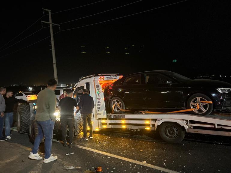 Manisada traktör ile çekici çarpıştı: 4 yaralı